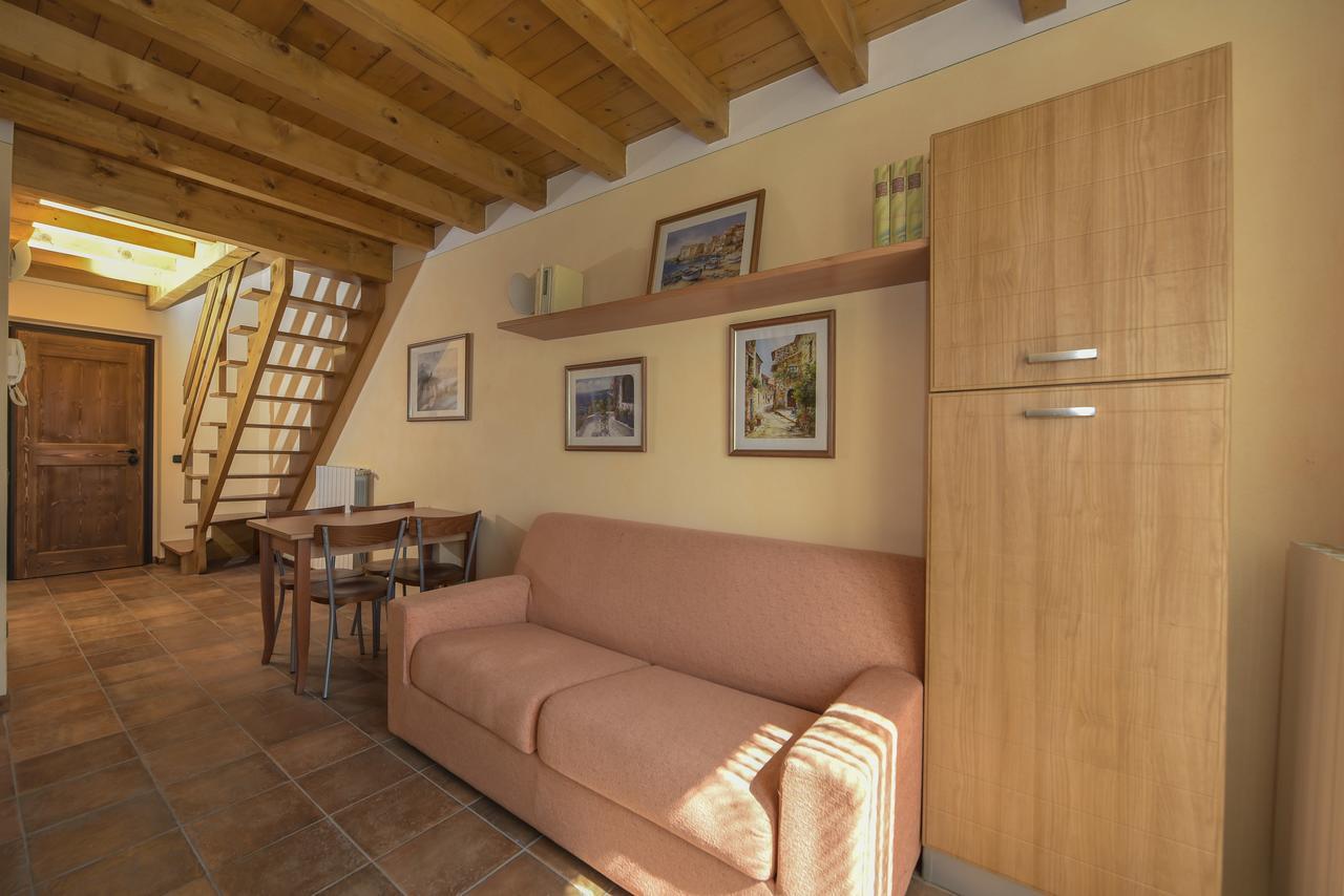 派拉迪克Residenza Borgo Antico别墅 外观 照片