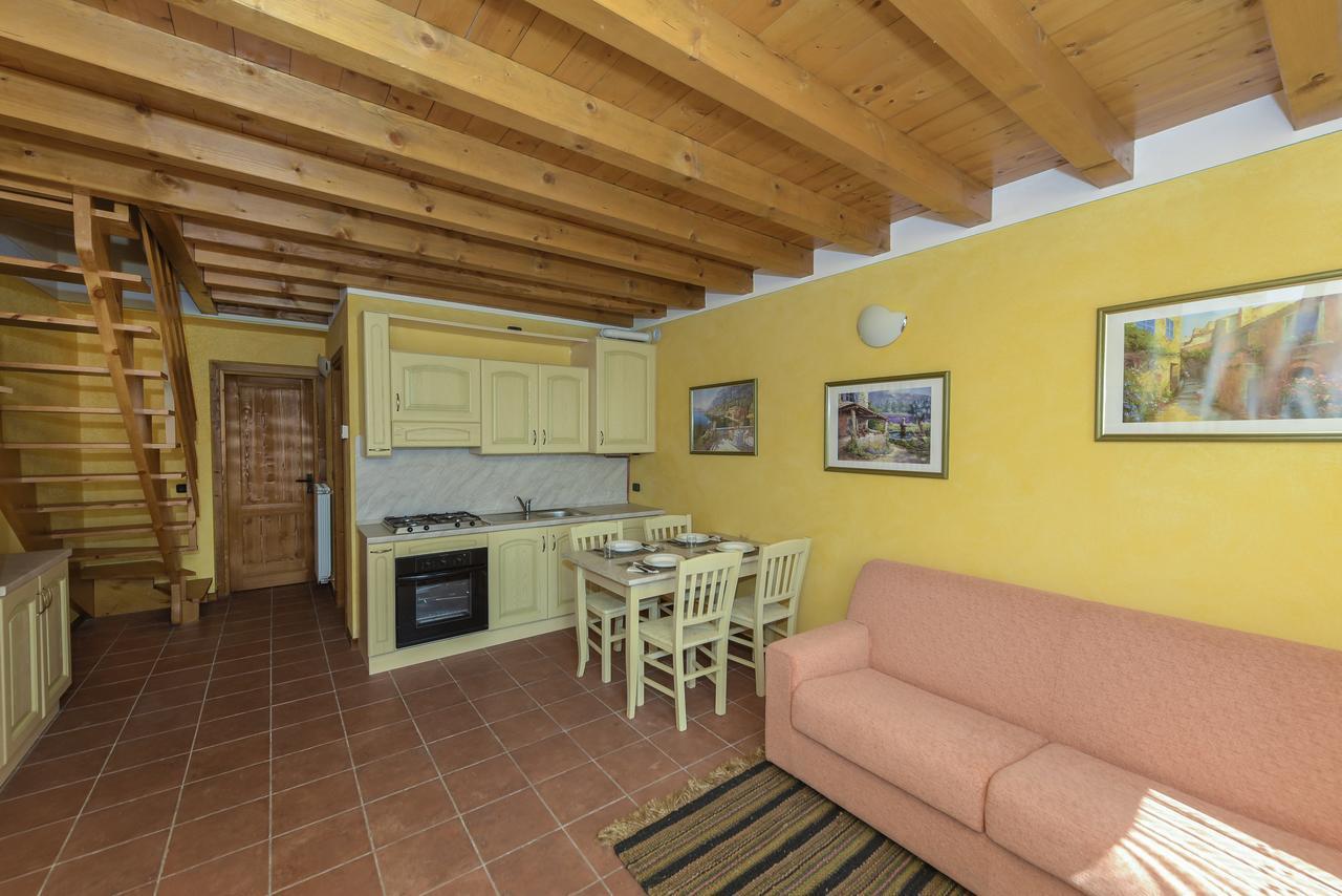 派拉迪克Residenza Borgo Antico别墅 外观 照片