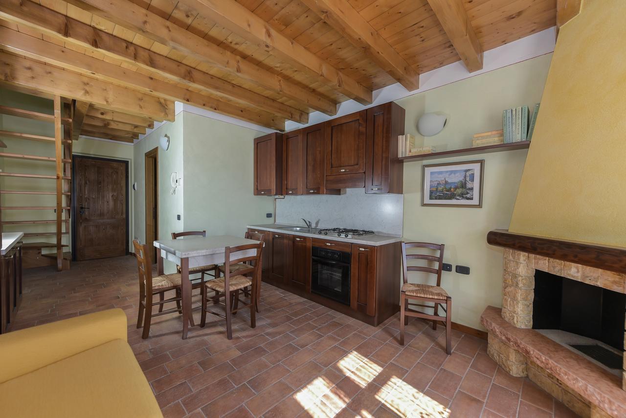 派拉迪克Residenza Borgo Antico别墅 外观 照片